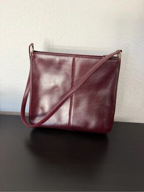 Kenneth Cole Burgundy Leather Shoulder Bag
